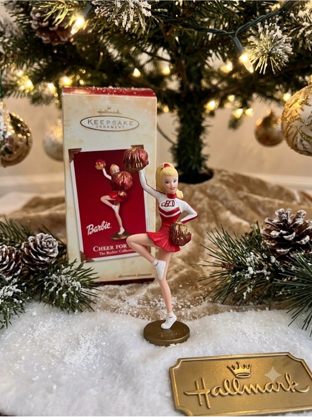Hallmark Keepsake 2002 Cheer for Fun, Barbie